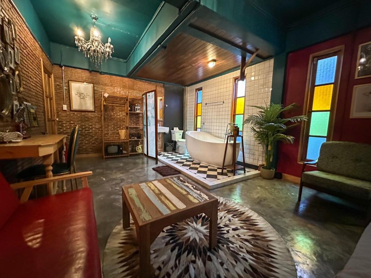 T-House Bkk 2Floors Near Bts With Swimming Pool And Free Wifi Otel Bangkok Dış mekan fotoğraf