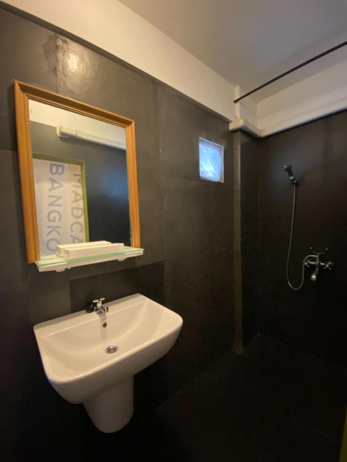 T-House Bkk 2Floors Near Bts With Swimming Pool And Free Wifi Otel Bangkok Dış mekan fotoğraf